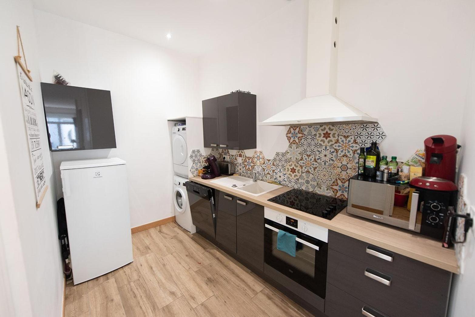 Logis Hostellerie du Marché Le Cateau-Cambresis Esterno foto