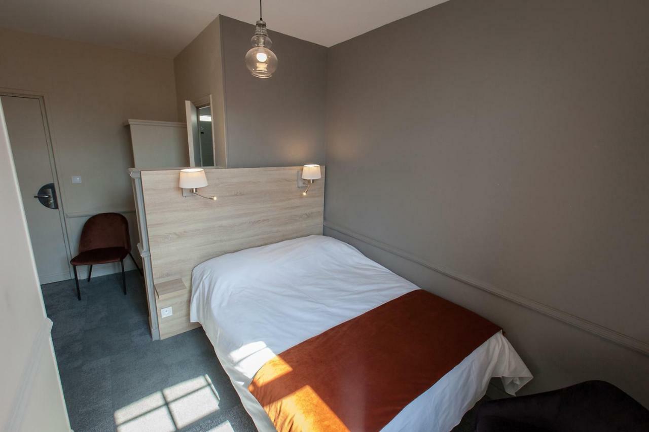 Logis Hostellerie du Marché Le Cateau-Cambresis Esterno foto